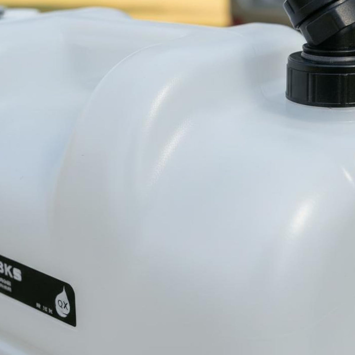 Portable Water Container with Faucet, Wheels, Black W850