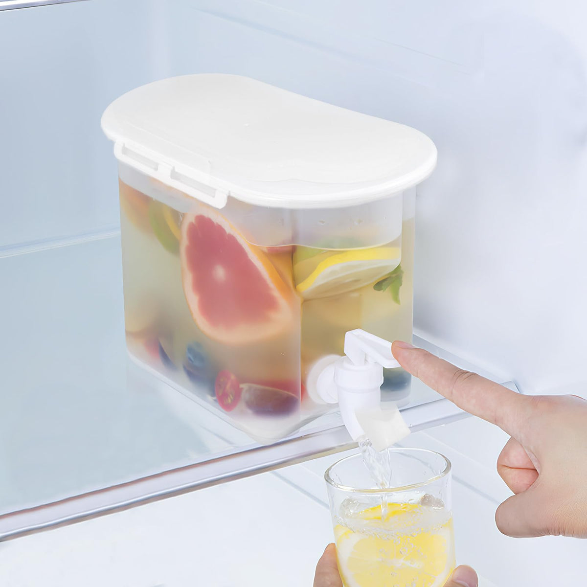 Large Capacity Water Jug with Faucet X642