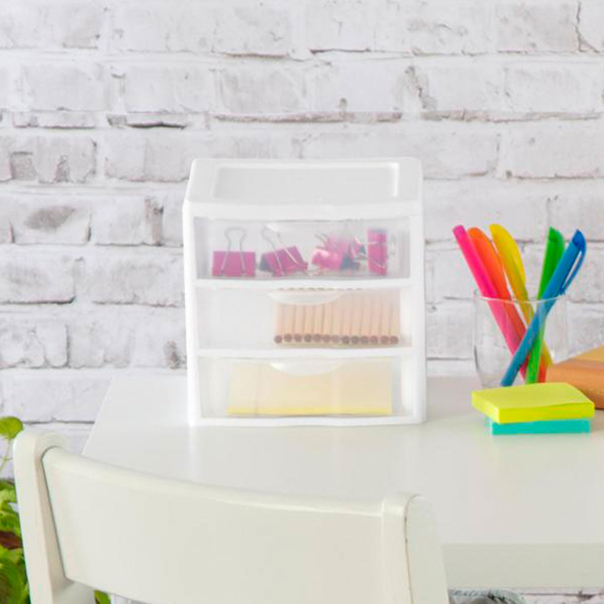 White Plastic 3 Drawer Desktop Storage Unit J2637