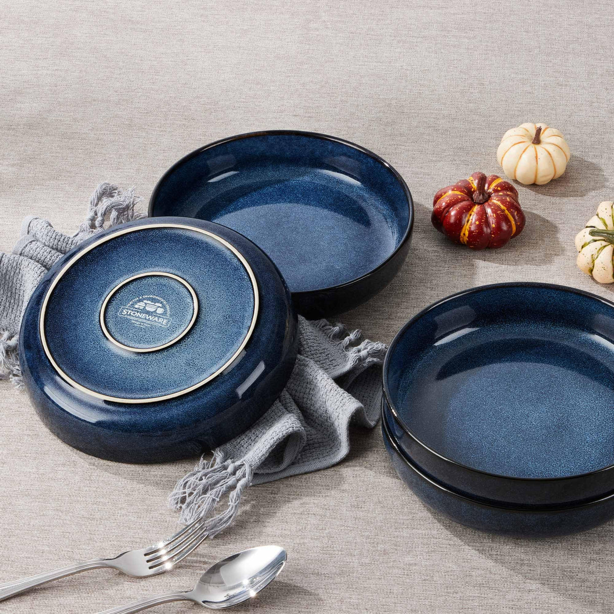 Stoneware Pasta Bowls Set of 4, 35oz Ceramic Bowls, Sapphire Blue H777